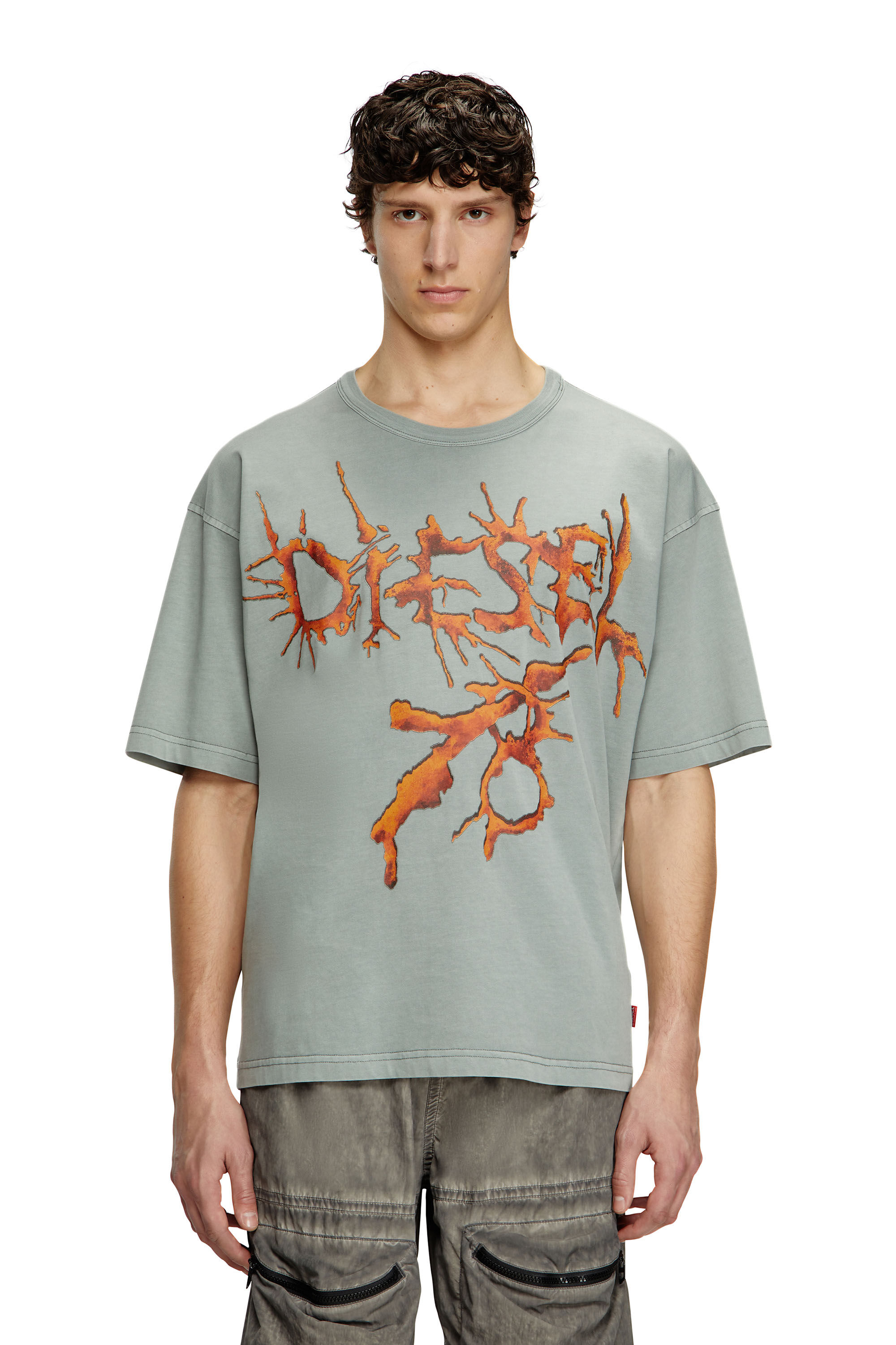 Diesel - T-BOXT-R28, T-shirt con grafiche tattoo Uomo in Grigio - 3