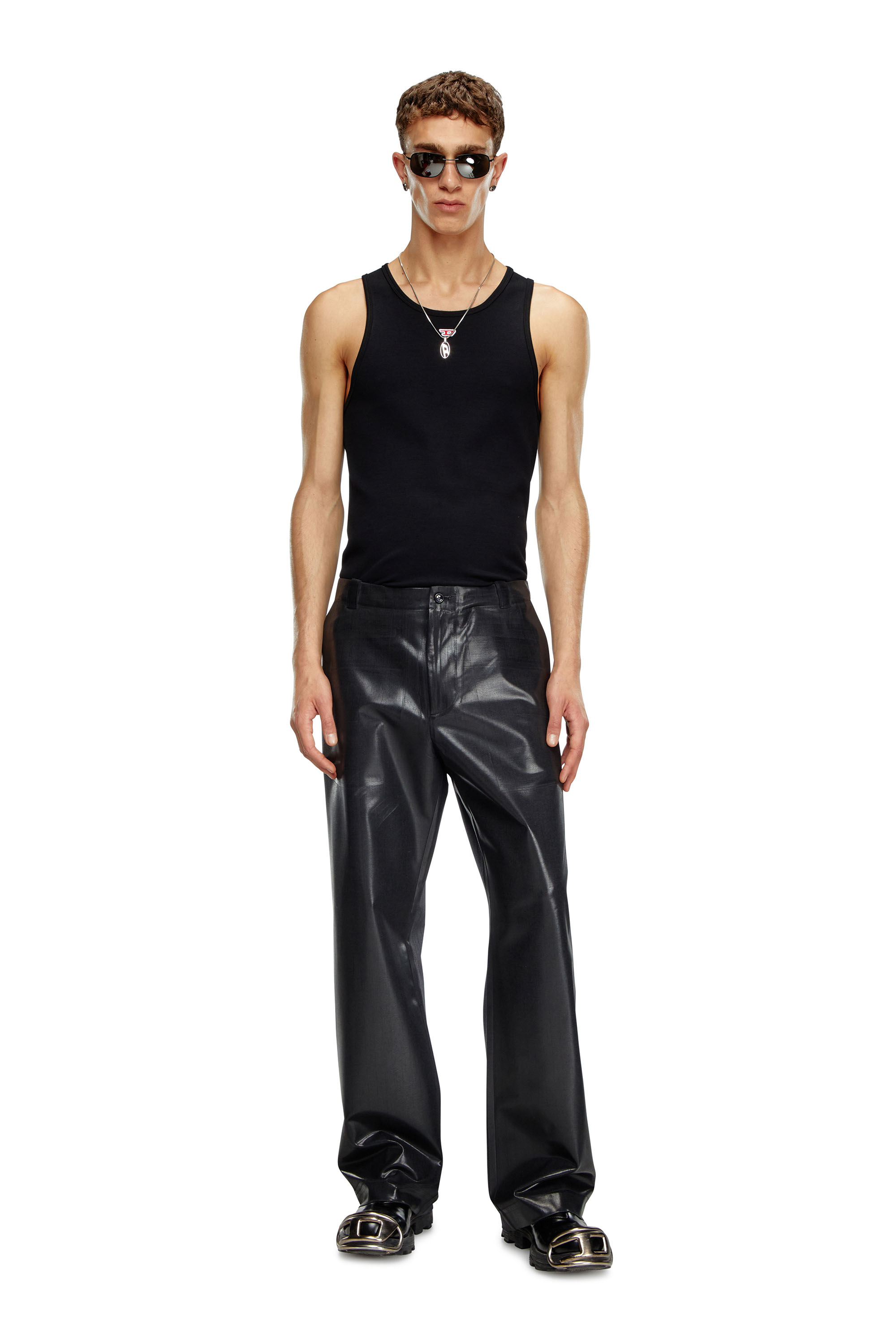 Diesel - P-STANLEY, Pantaloni gessati con coating lucido Uomo in Nero - 2