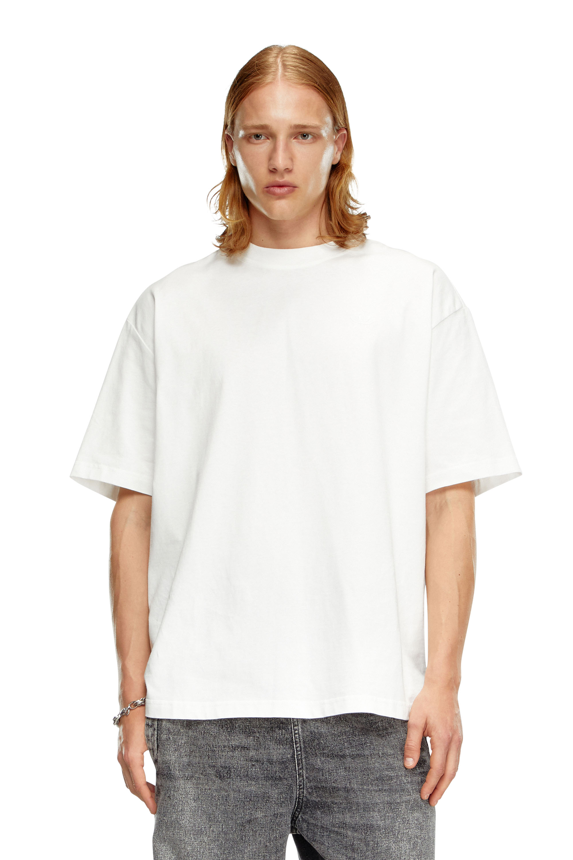 Diesel - T-BOGGY-MEGOVAL-D, T-shirt con maxi-ricamo oval D Uomo in Bianco - 4