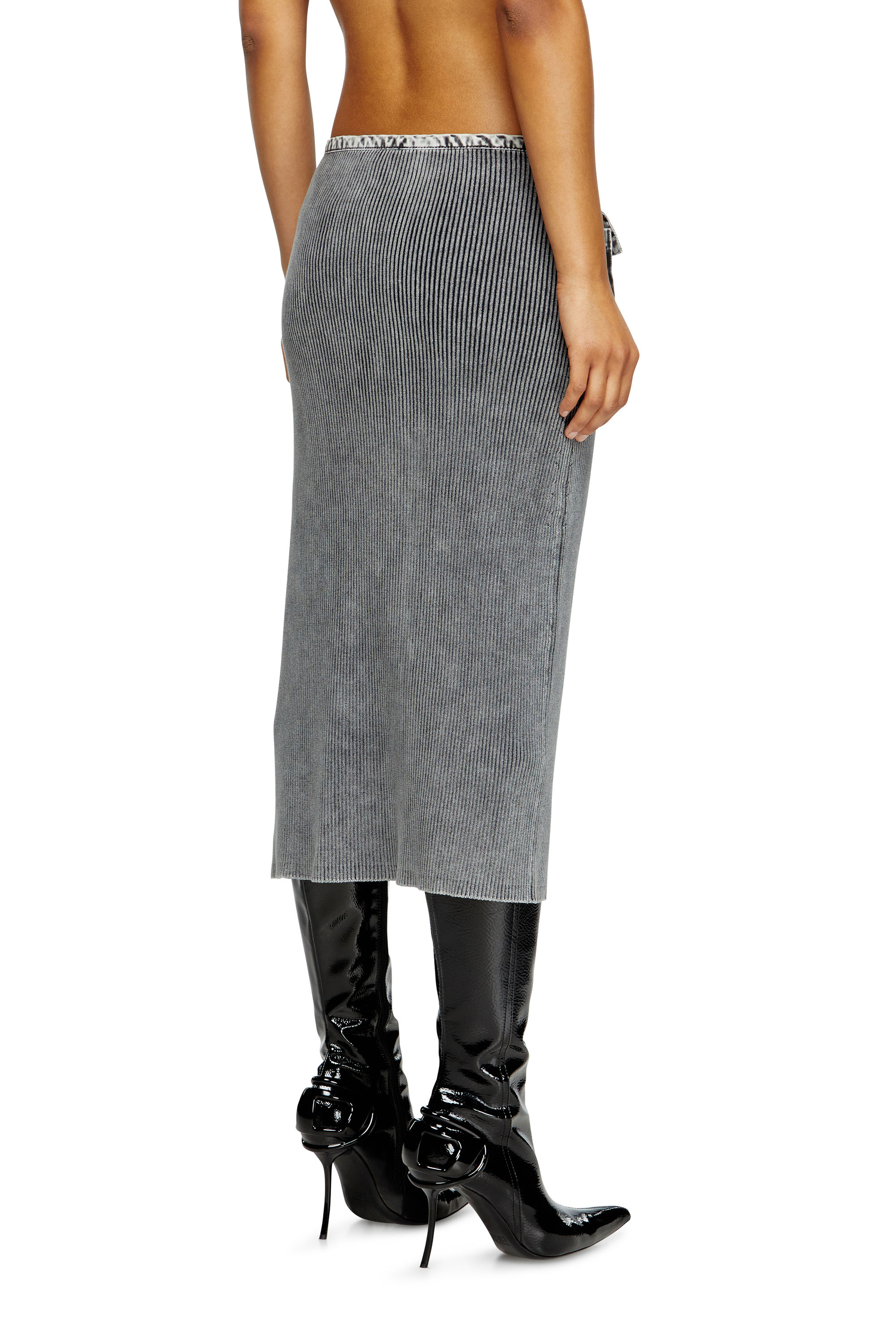 Diesel - M-MERYN, Gonna midi in maglia con tasche in denim Donna in Grigio - 4